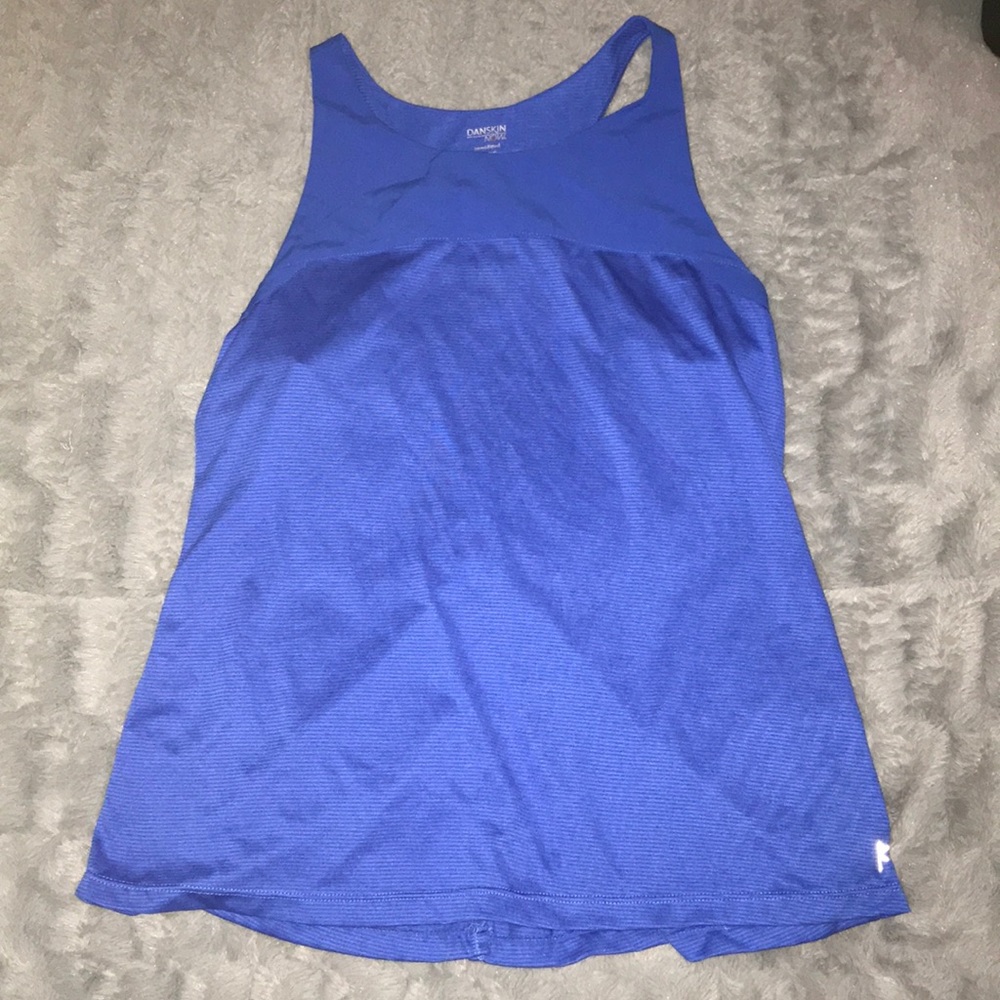 Women’s workout tank top